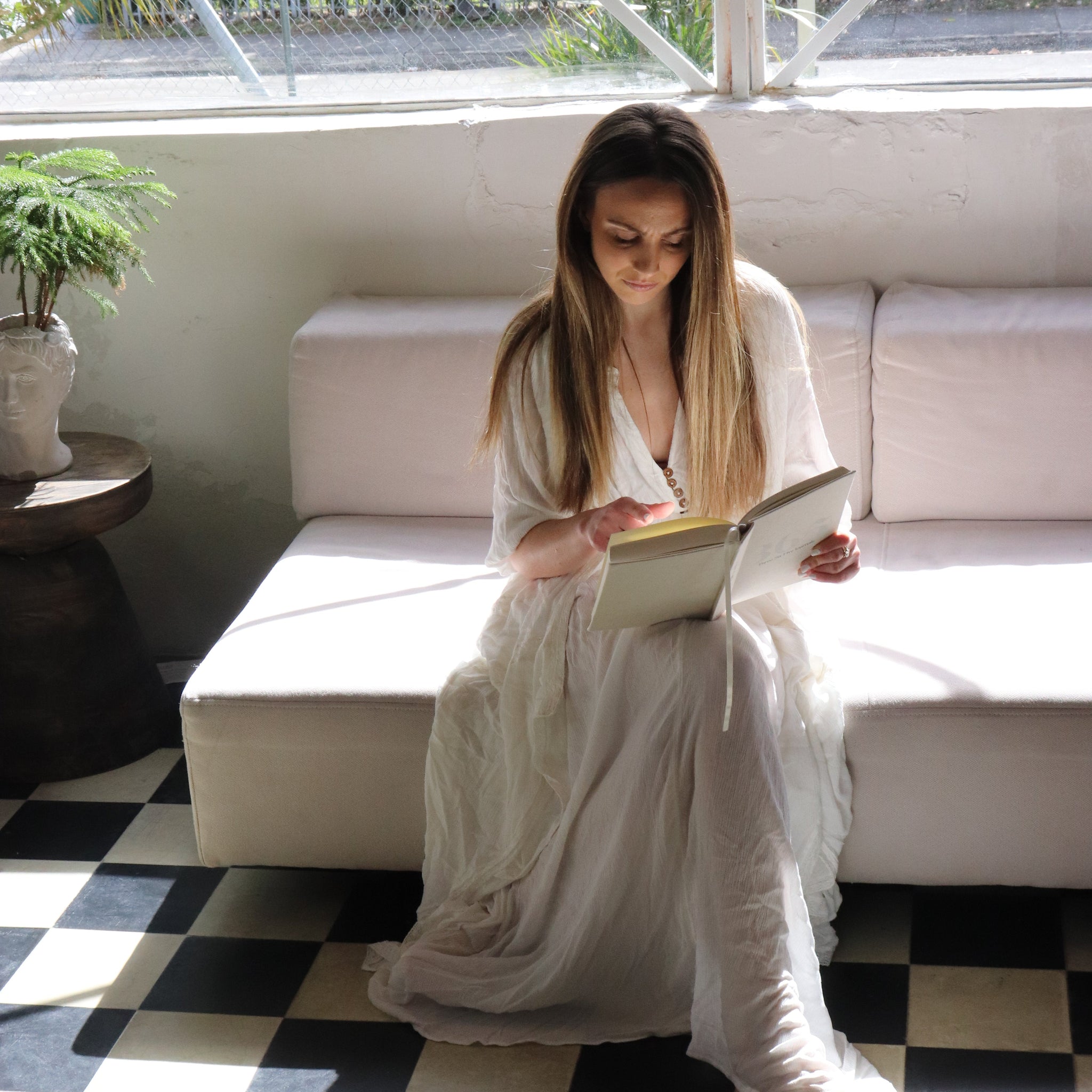Feeling alone? Try this 5 minute journaling practice to reconnect with yourself